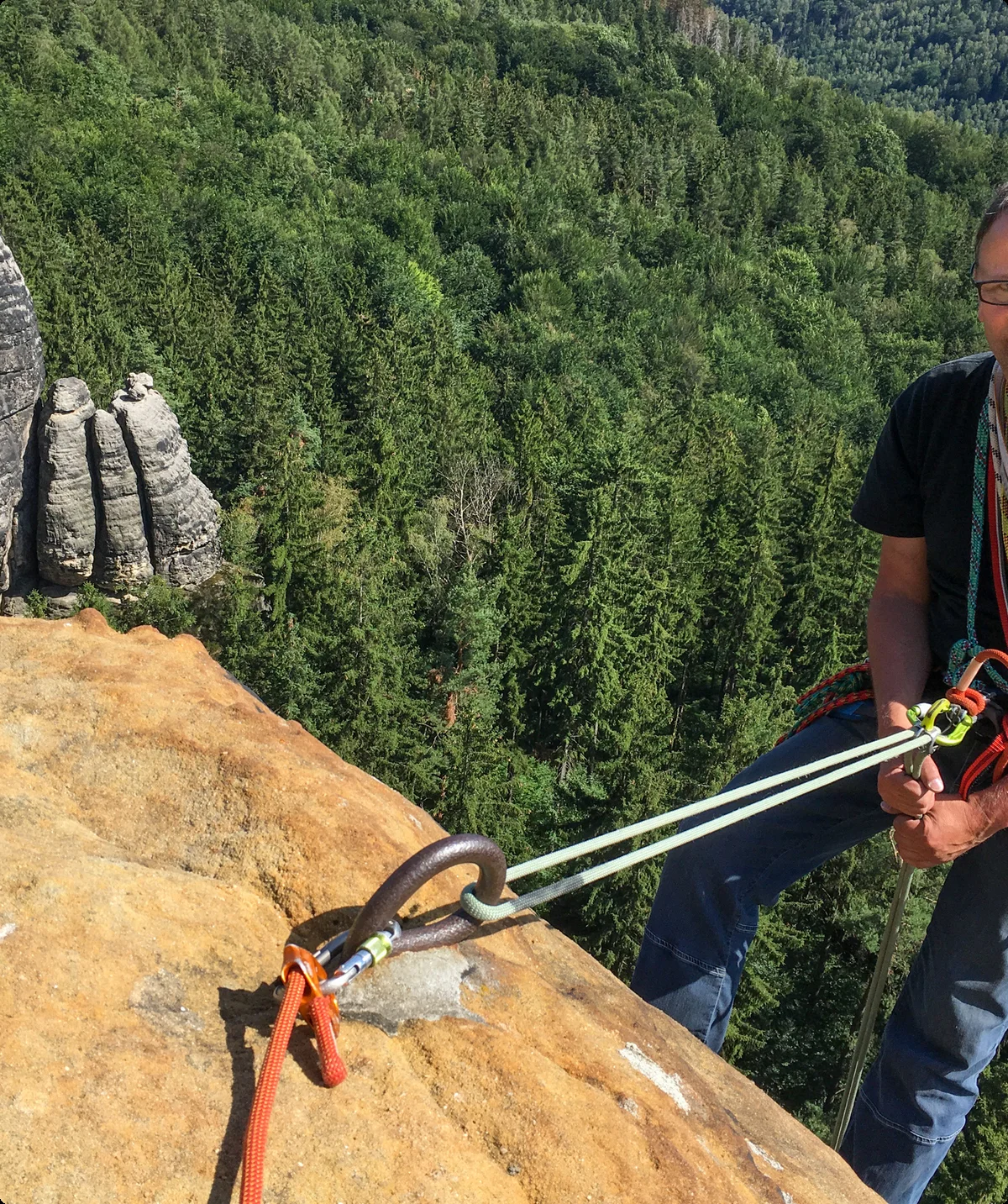 Peter Brunnert beim Abseilen | © Peter Brunnert